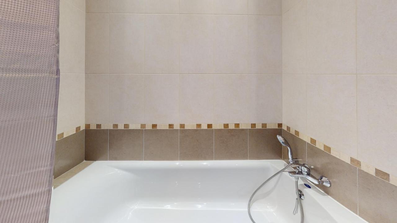 Spacious 2 Bedroom Apartment In Слима Екстериор снимка